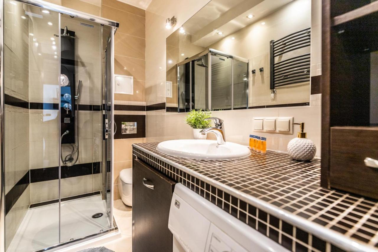 Apartament Z Antresola Przy Rynku Apartman Wrocław Kültér fotó